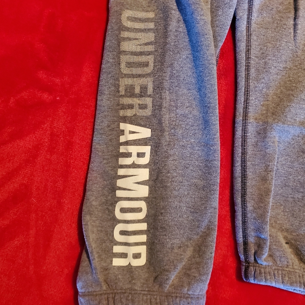 Under Armour capri jogger.